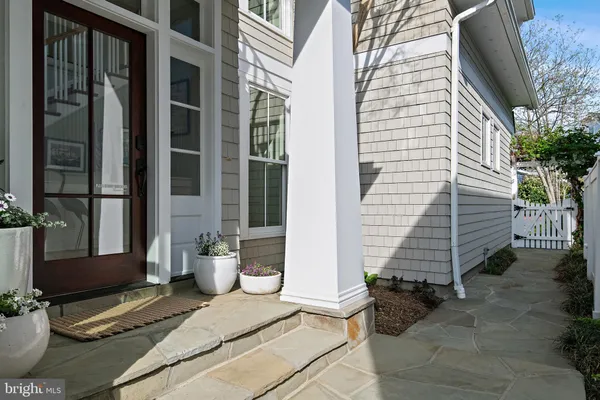 $6,950,000 | 906 Creek Drive, Annapolis, MD 21403