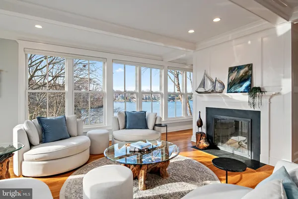 $6,950,000 | 906 Creek Drive, Annapolis, MD 21403