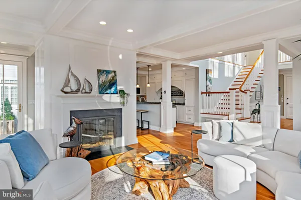 $6,950,000 | 906 Creek Drive, Annapolis, MD 21403