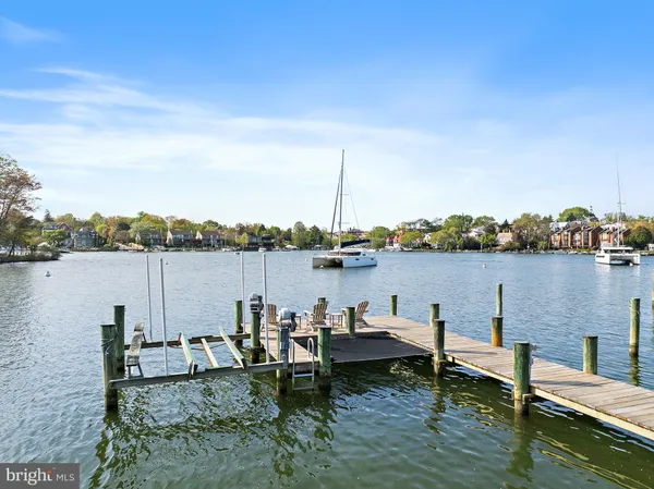 $6,950,000 | 906 Creek Drive, Annapolis, MD 21403