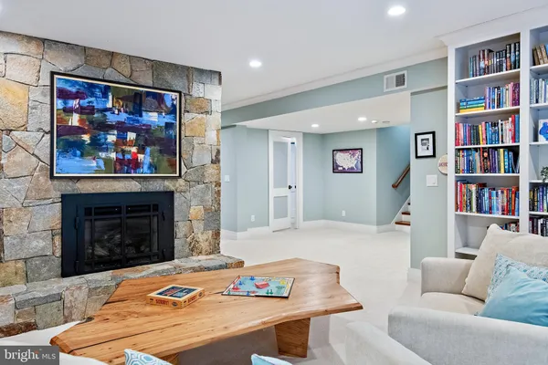 $6,950,000 | 906 Creek Drive, Annapolis, MD 21403