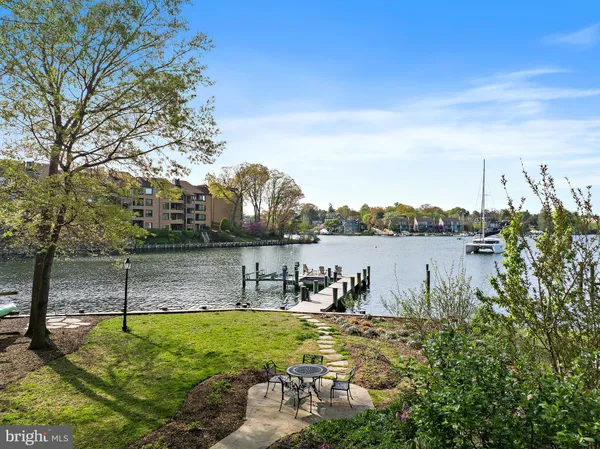 $6,950,000 | 906 Creek Drive, Annapolis, MD 21403