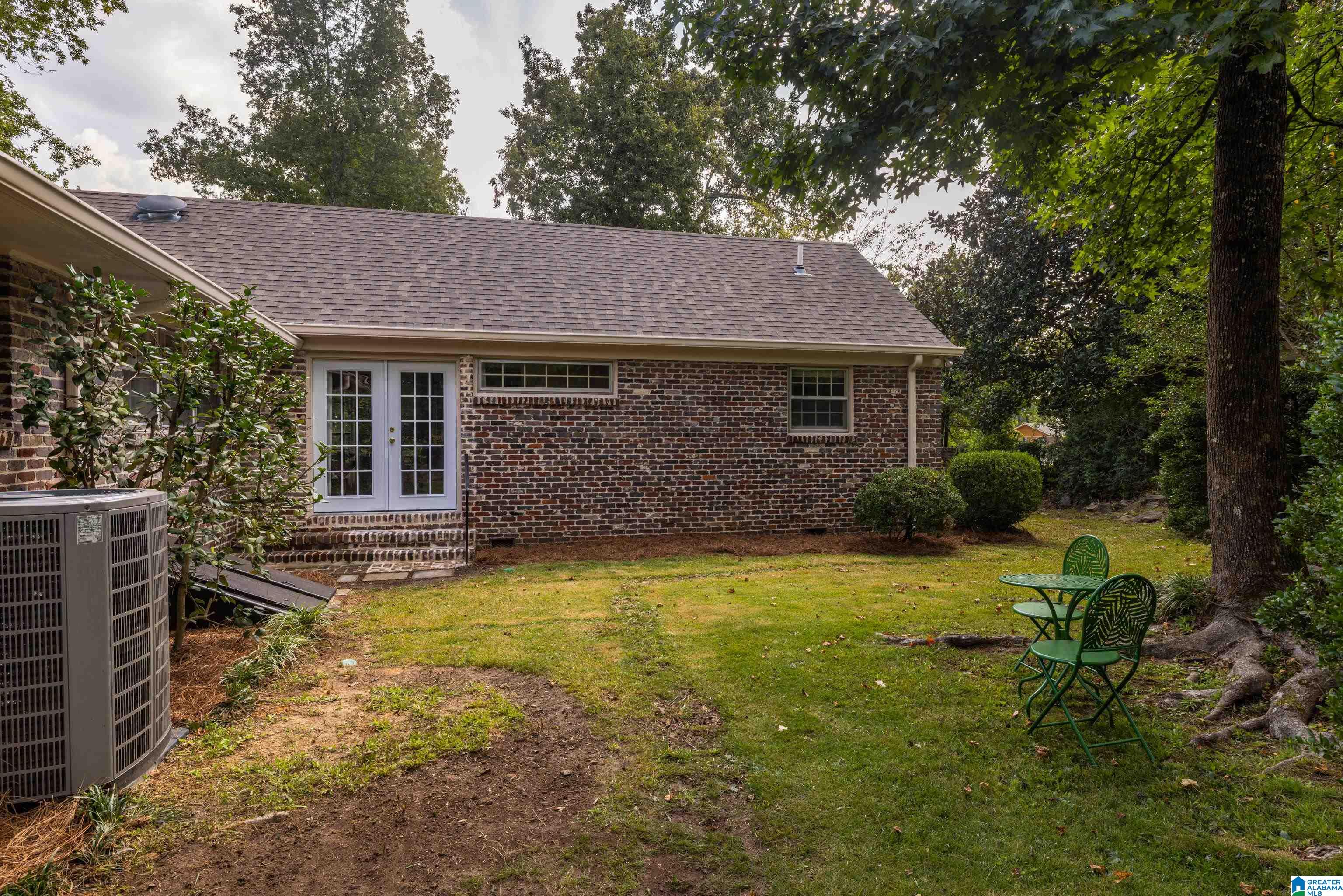 3404 North Woodridge Road Birmingham, AL 35223 - Photo 65 of 76