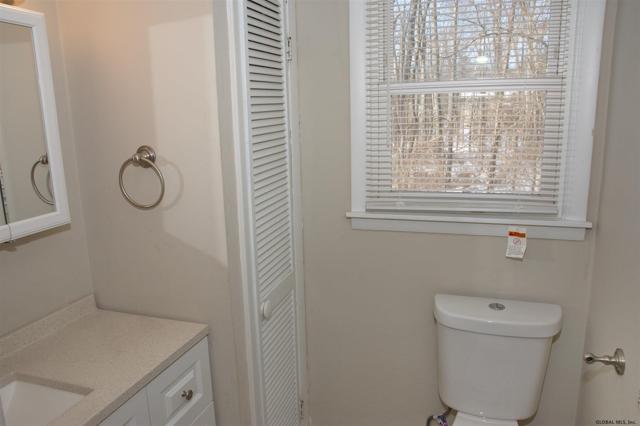 37 Cordell Road Schenectady, NY 12304 - Photo 8 of 18 Photo 8