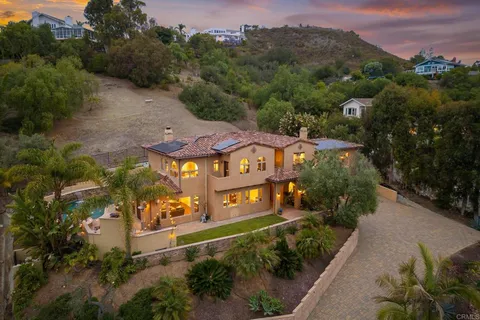 $2,875,000 | 4149 Manchester Avenue, Encinitas, CA 92024