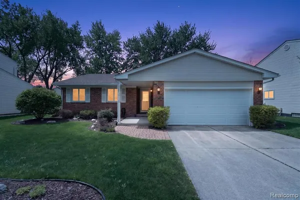 $355,000 | 6565 Bostonhill Lane, Canton, MI 48187