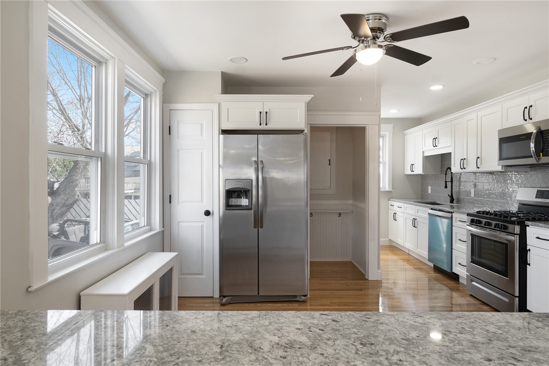 293 George Waterman Road Johnston, RI 02919 - Photo 3 of 25