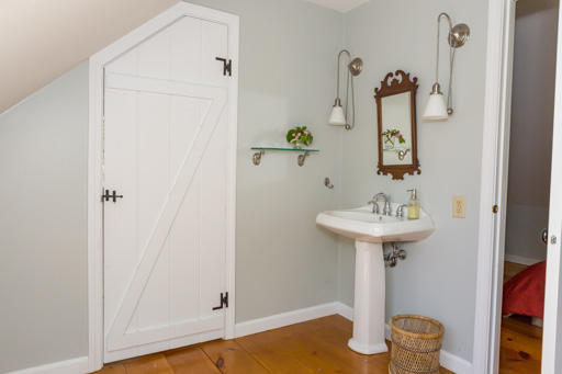 11 Christopher Hollow Road Sandwich, MA 02563 - Photo 18 of 30 11ChristopherHollowLR-9701
