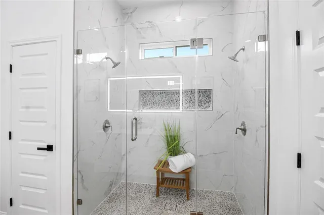 $299,000 | 310 Outboard Drive, Gun Barrel City, TX 75156