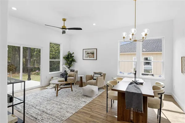 $275,000 | 310 Outboard Drive, Gun Barrel City, TX 75156