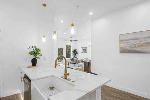 $275,000 | 310 Outboard Drive, Gun Barrel City, TX 75156