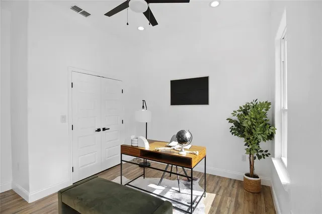 $299,000 | 310 Outboard Drive, Gun Barrel City, TX 75156