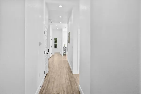 $275,000 | 310 Outboard Drive, Gun Barrel City, TX 75156