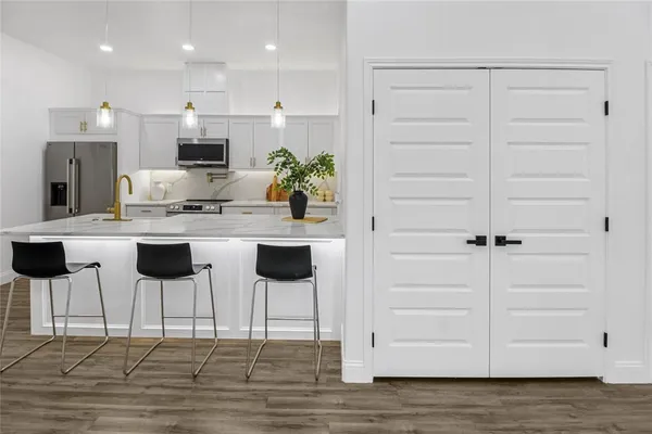 $275,000 | 310 Outboard Drive, Gun Barrel City, TX 75156