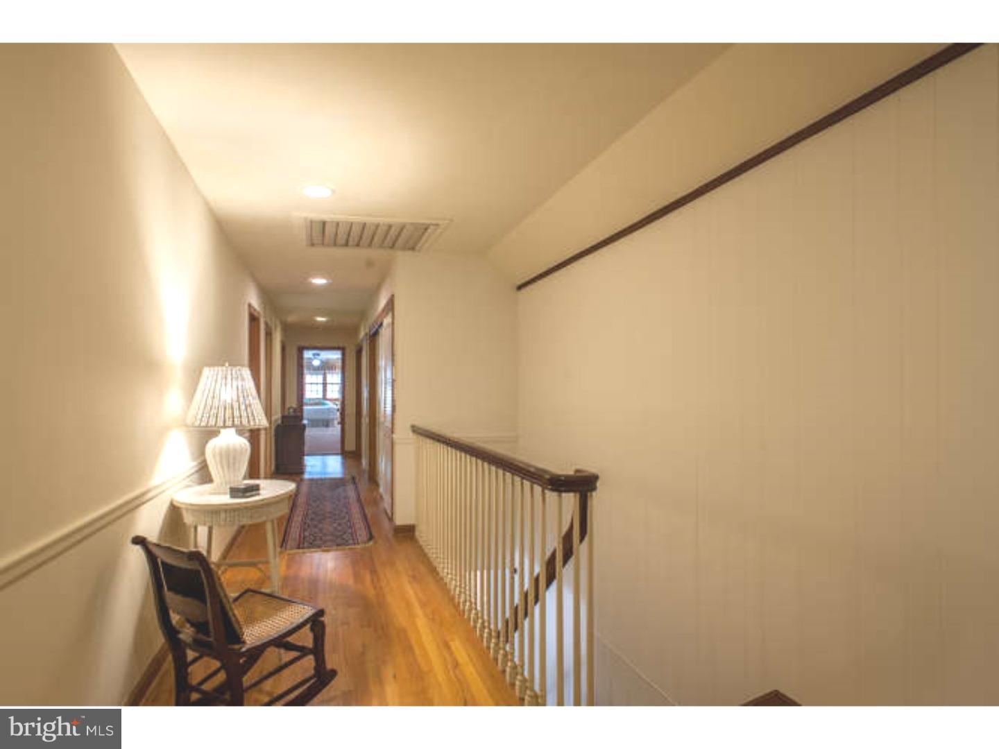 128 Bordentown Georgetown Road Chesterfield, NJ 08515 - Photo 16 of 25 Hallway