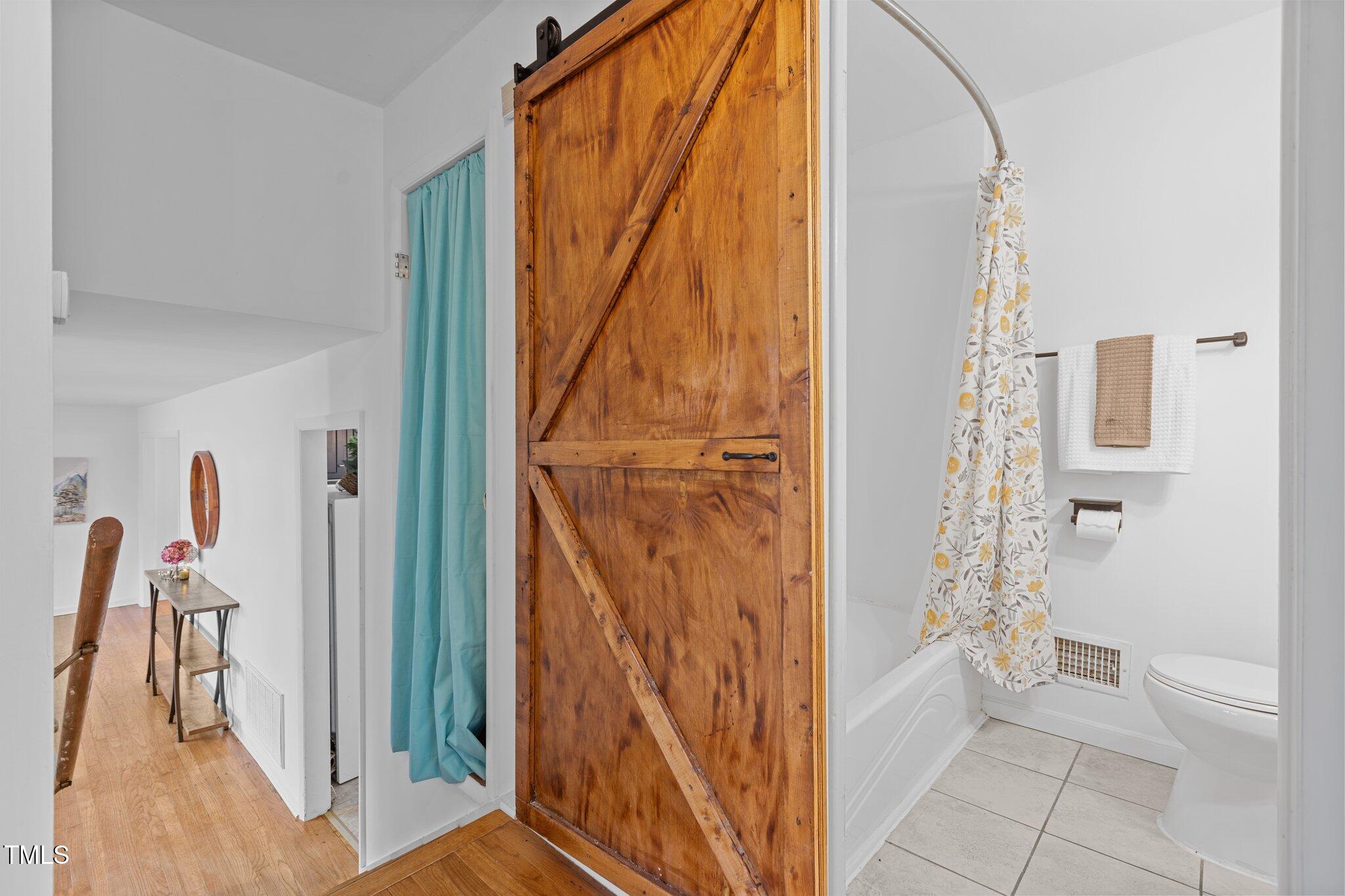 3416 Oates Drive Raleigh, NC 27604 - Photo 9 of 28 21-web-or-mls-IMGL4194