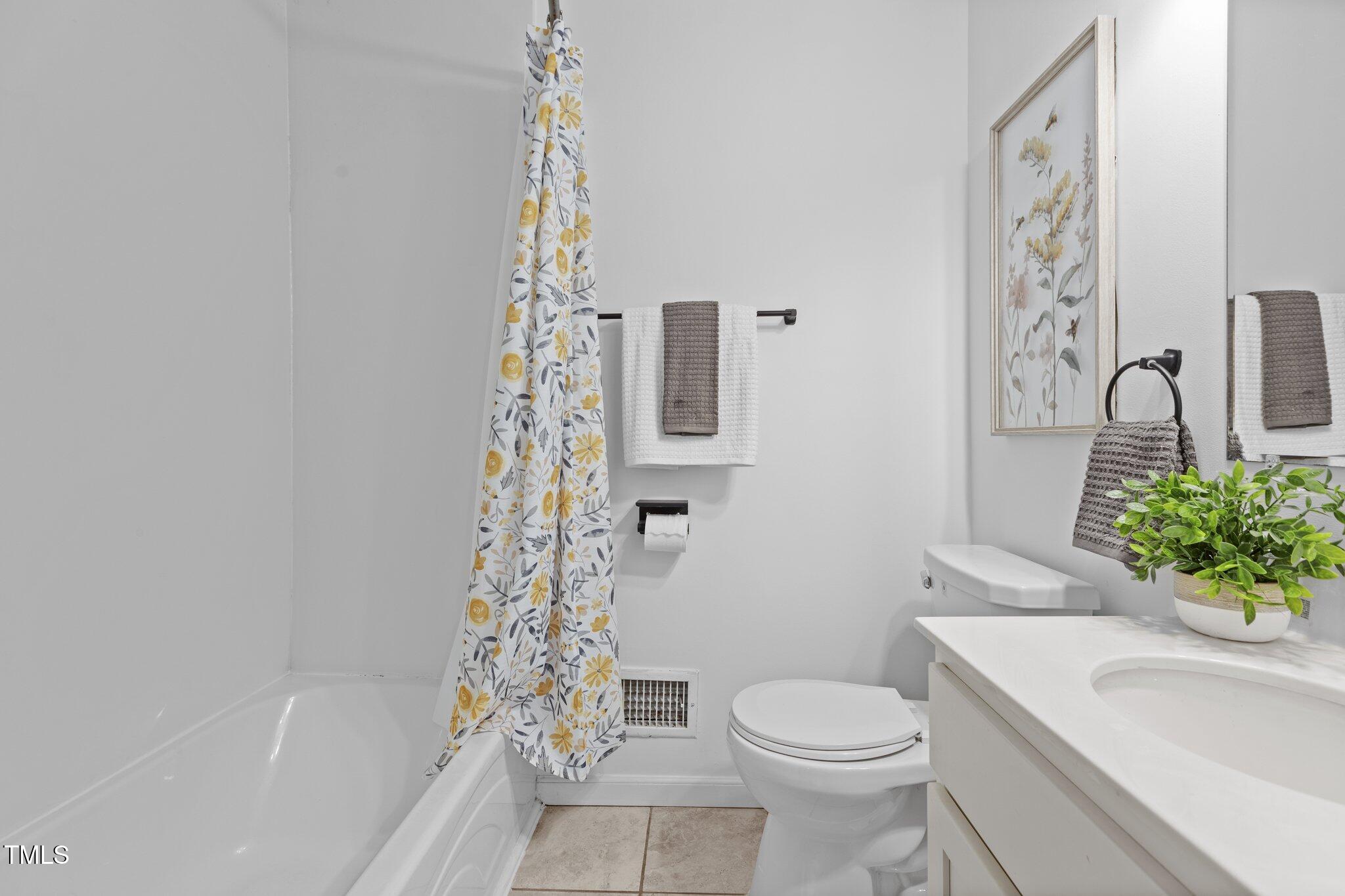 3416 Oates Drive Raleigh, NC 27604 - Photo 10 of 28 22-web-or-mls-IMGL4197