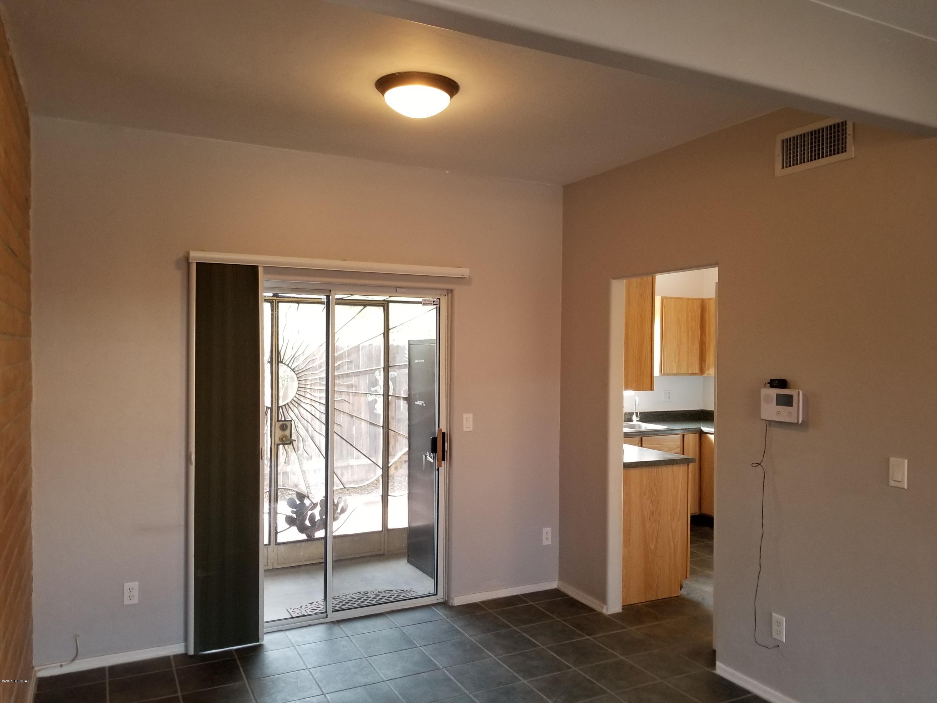 3524 South Mission Road, Unit 4 Tucson, AZ 85713 - Photo 5 of 22