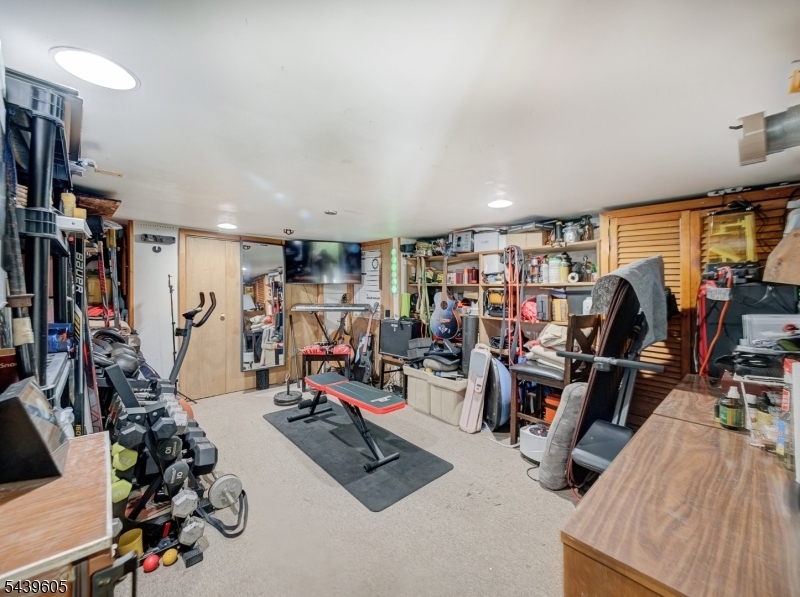 205 Main Road Montville, NJ 07045 - Photo 22 of 28