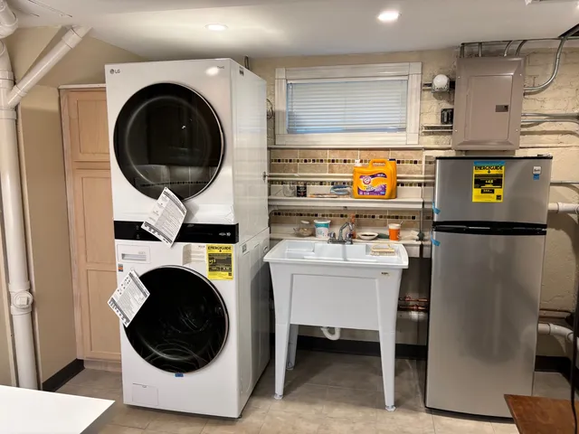 $439,900 | 2003 Newton Avenue, Park Ridge, IL 60068