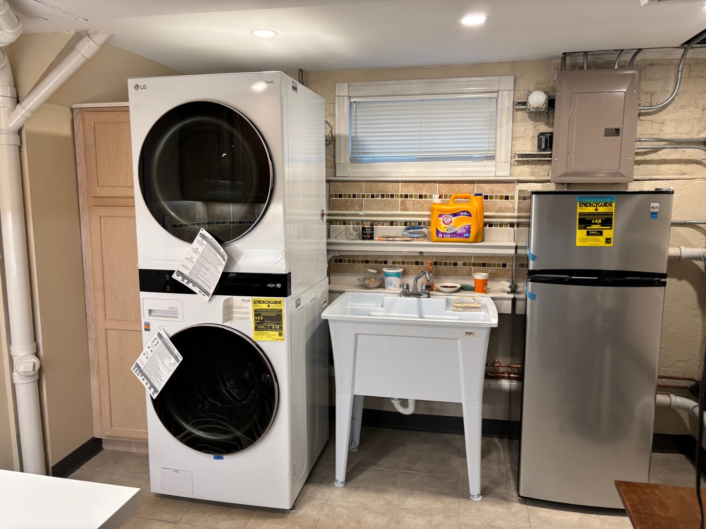2003 Newton Avenue Park Ridge, IL 60068 - Photo 14 of 21 a utility room with dryer and washer