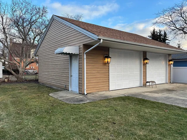 $439,900 | 2003 Newton Avenue, Park Ridge, IL 60068