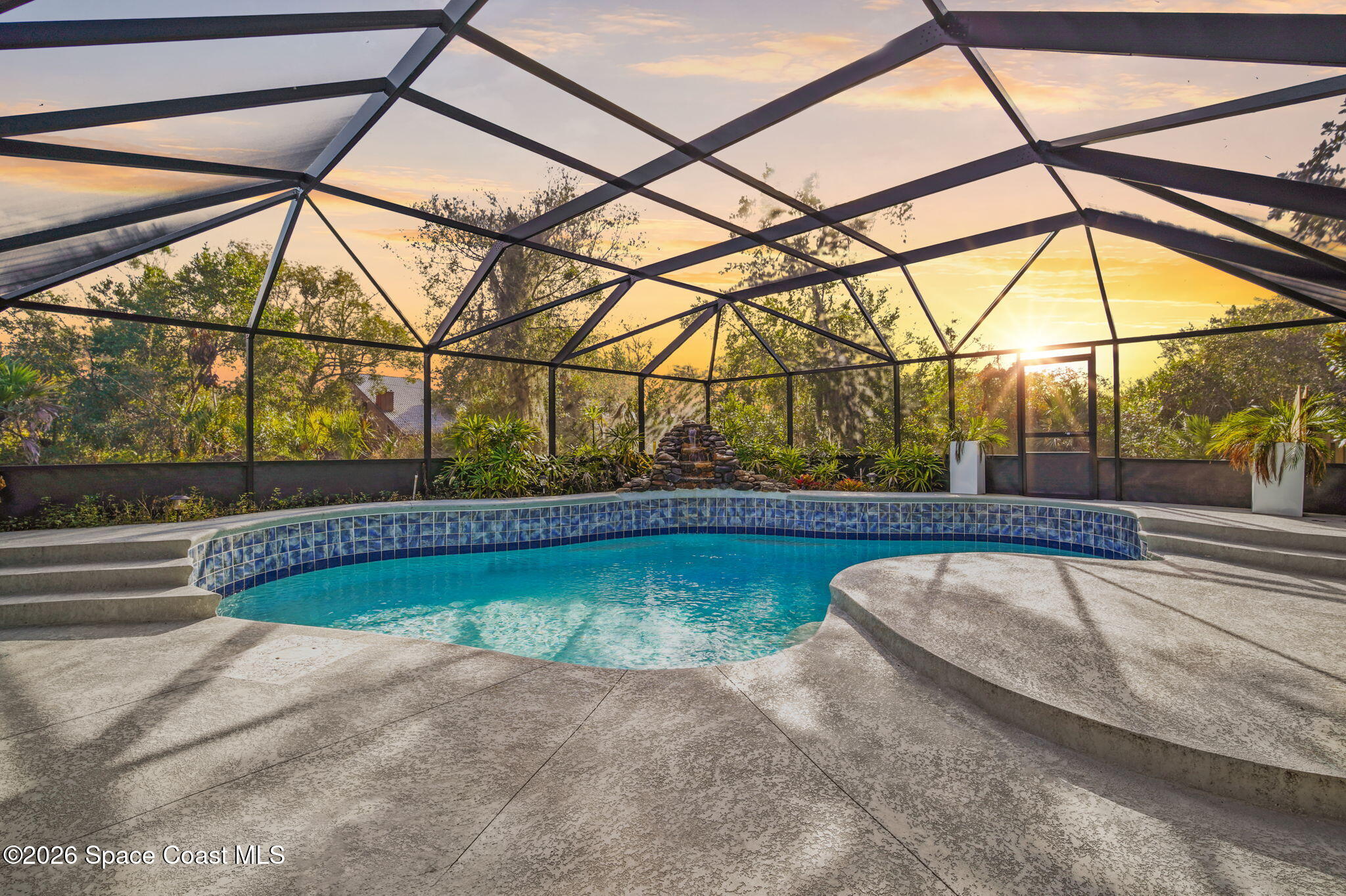 38-web-or-mls-CARPENTER_POOL1 (1)