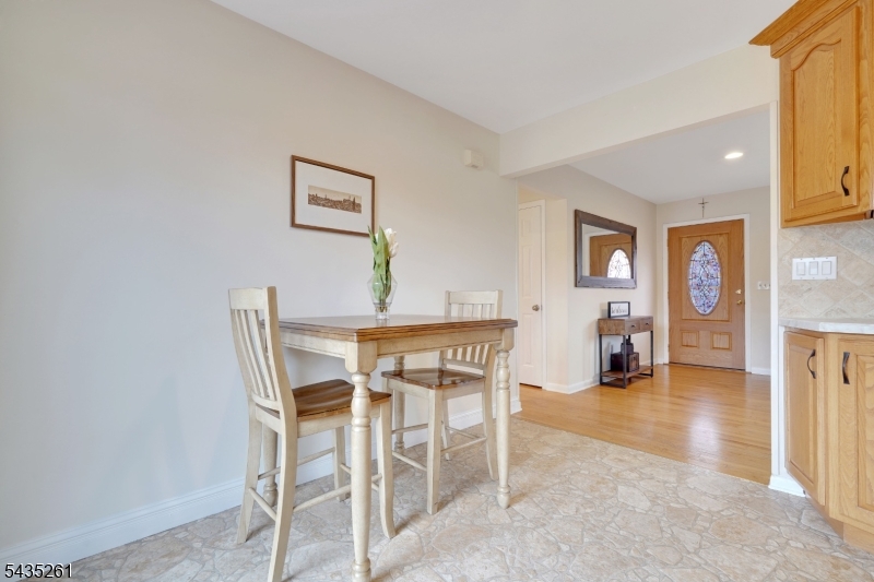 78 Vones Lane Raritan, NJ 08869 - Photo 6 of 15 Gallery Image 6