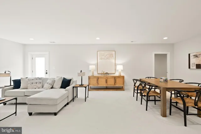 $2,005,600 | 8217 Bucknell Drive, Vienna, VA 22180