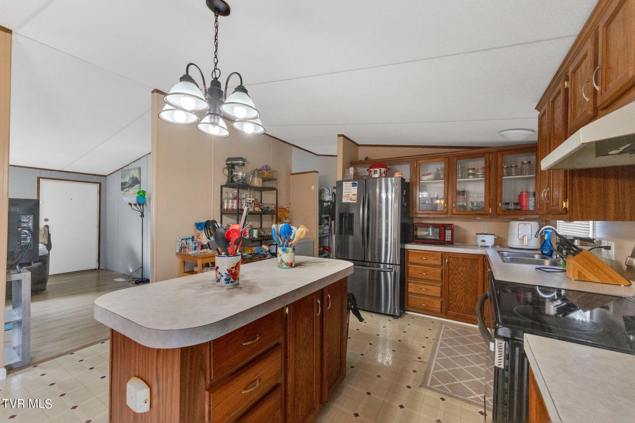 101 Deadrick Street Erwin, TN 37650 - Photo 14 of 28 14-web-or-mls-DSC09255