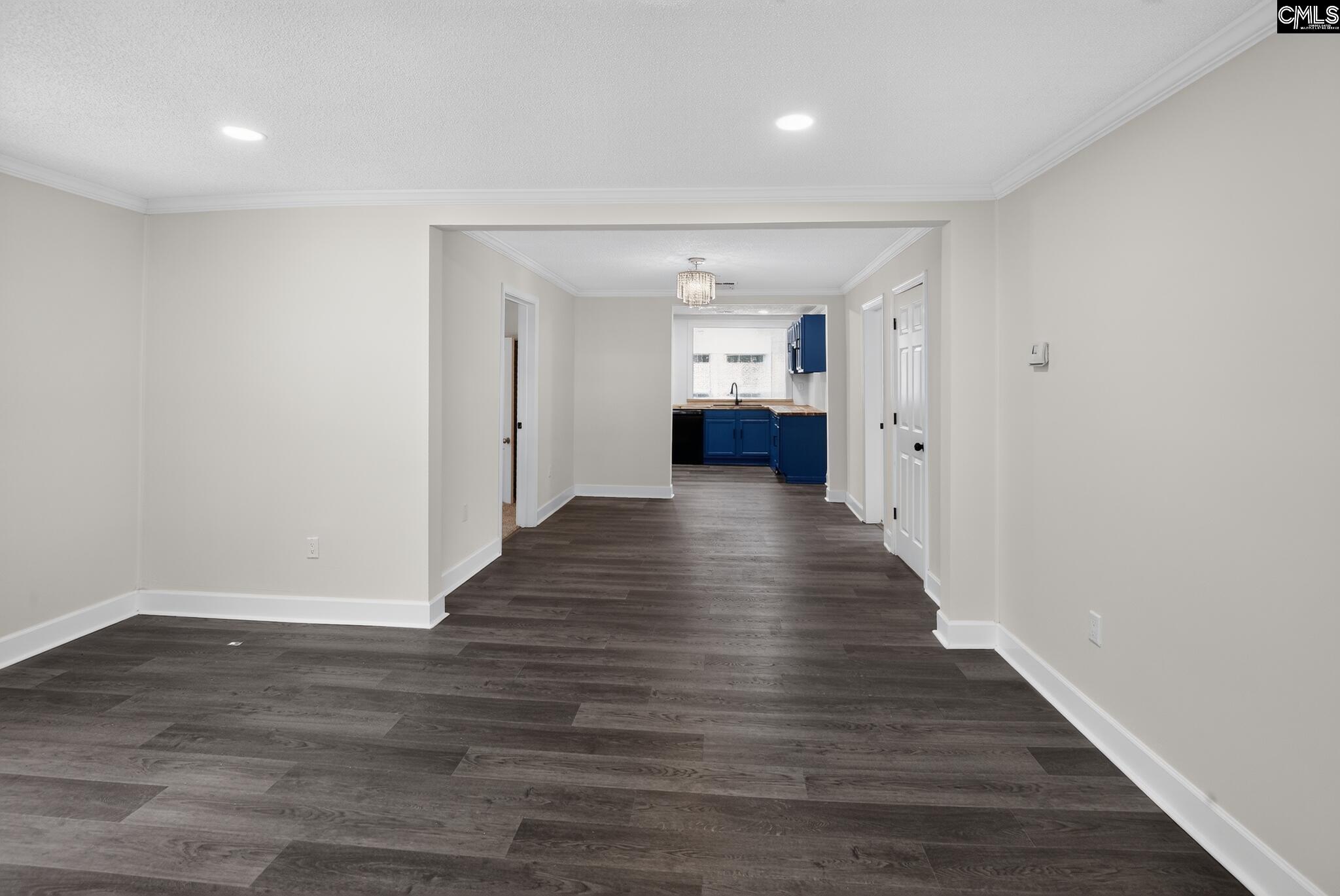 302 Vanboklen Street Eastover, SC 29044 - Photo 7 of 34