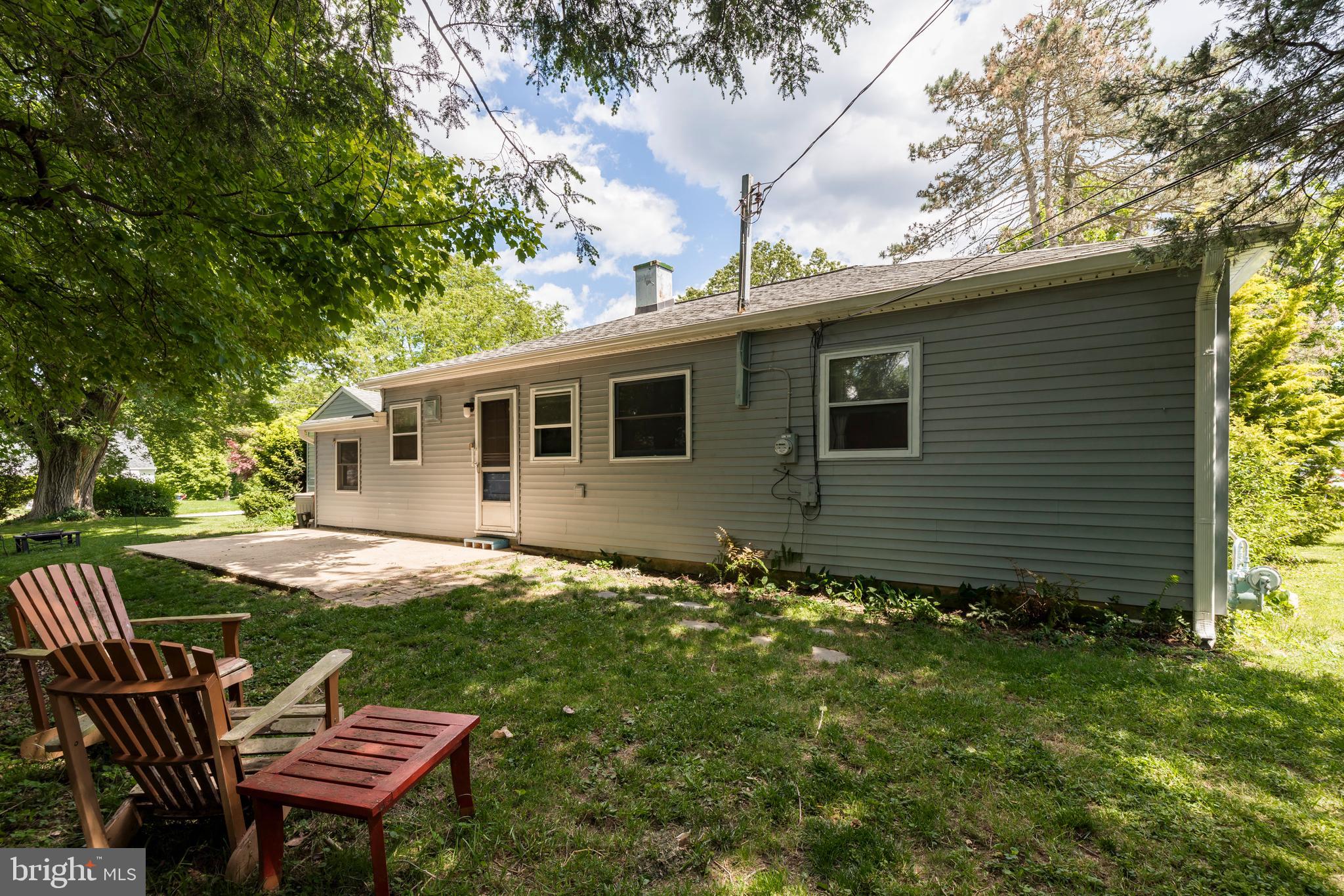 144 Gable Road Paoli, PA 19301 - Photo 3 of 23