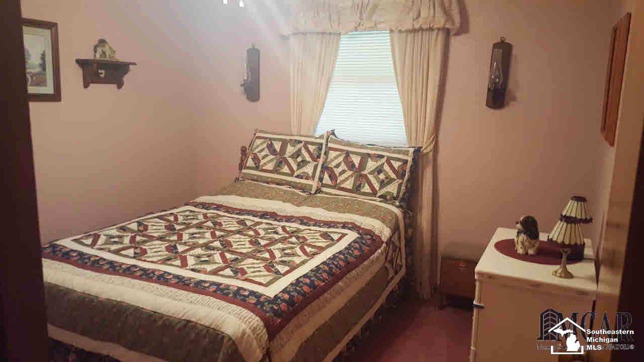 2760 West Erie Road Temperance, MI 48182 - Photo 20 of 34