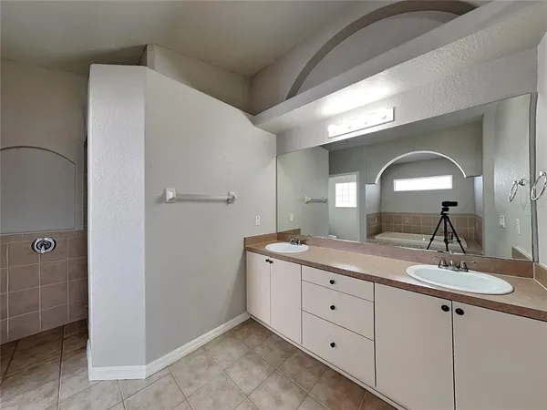 $1,829 | Undisclosed Address, Spring Hill, FL 34609