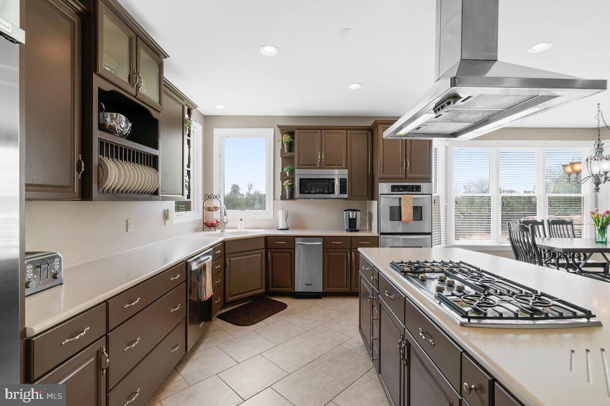 42991 Spinks Ferry Road Leesburg, VA 20176 - Photo 23 of 86 Gallery Image 23