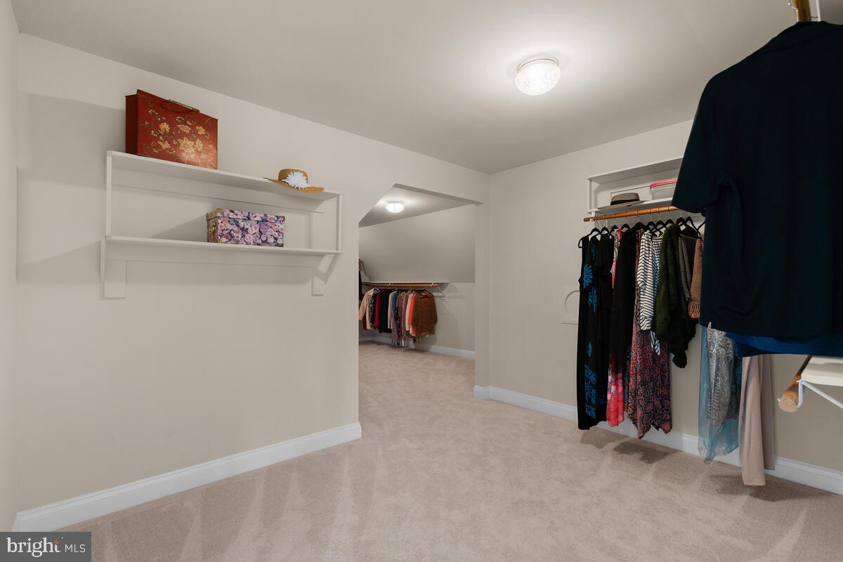 42991 Spinks Ferry Road Leesburg, VA 20176 - Photo 38 of 86 Gallery Image 38