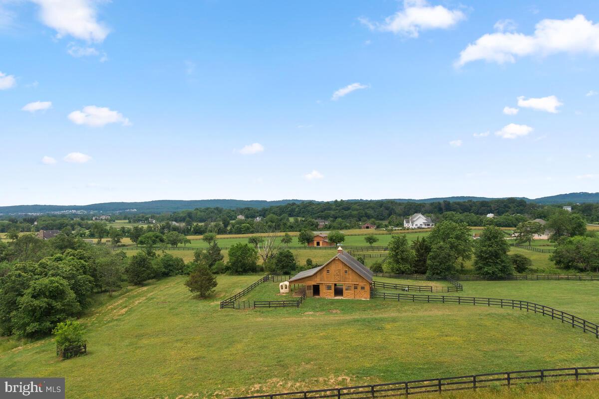 42991 Spinks Ferry Road Leesburg, VA 20176 - Photo 78 of 86 Gallery Image 78