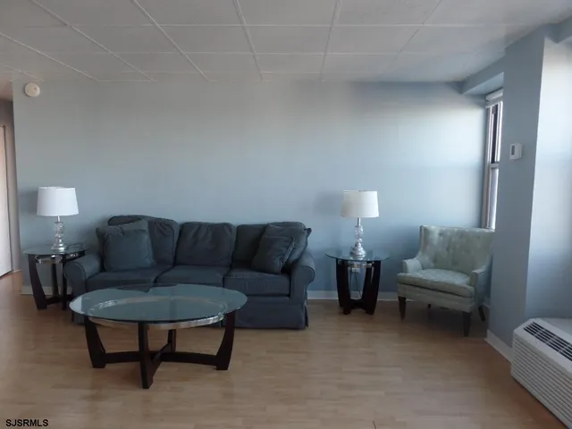 $1,600 | 2834 Atlantic Avenue, Unit 708, Atlantic City, NJ 08401