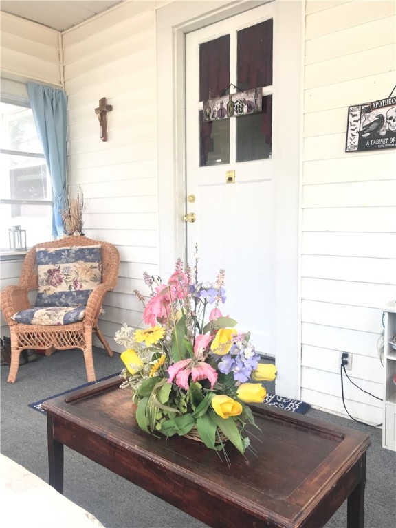 16 Edgemere Road Pawtucket, RI 02861 - Photo 27 of 48