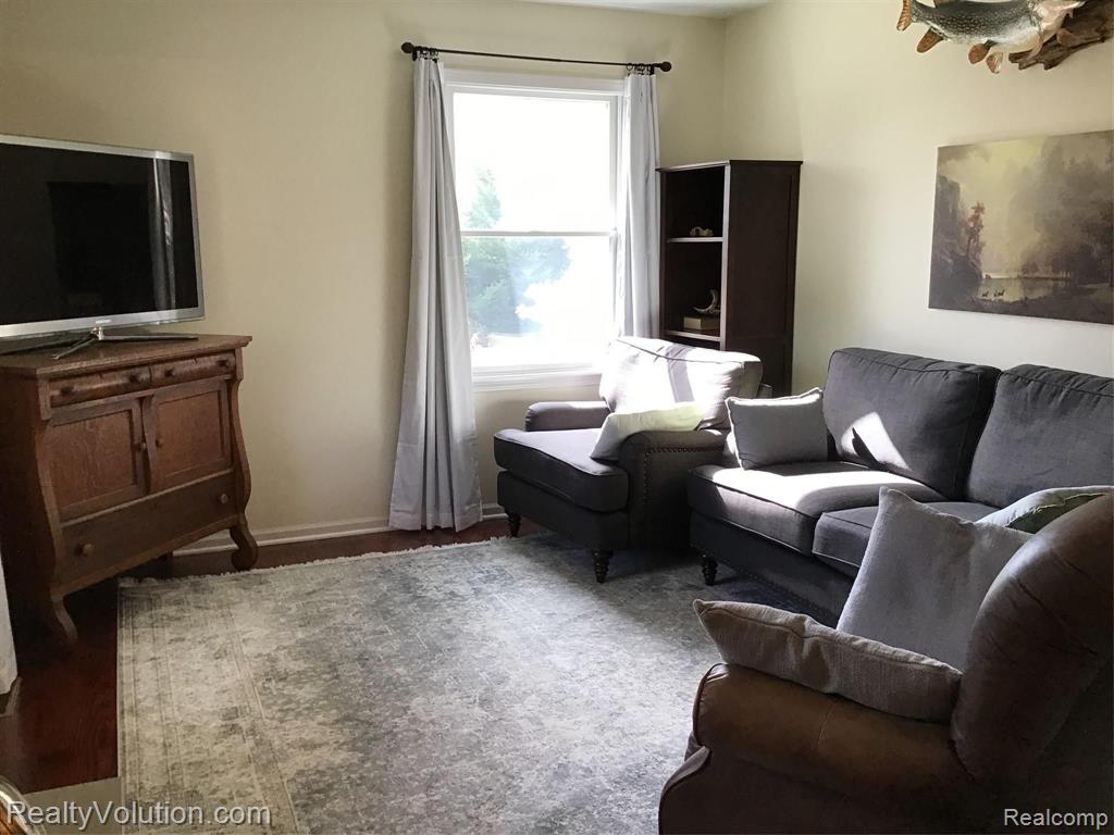 1377 Roods Lake Road Lapeer, MI 48446 - Photo 47 of 58