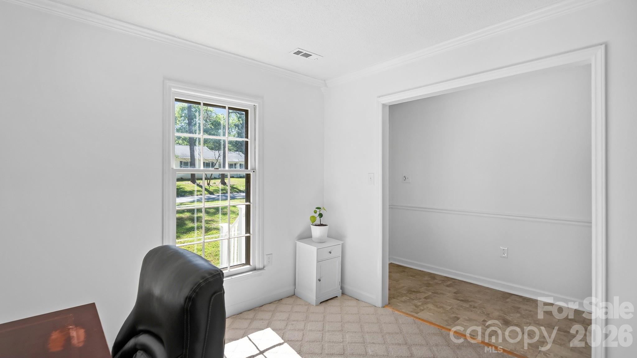 9608 Watergate Road Charlotte, NC 28270 - Photo 5 of 32 Gallery Image 5
