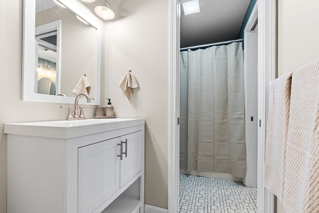 167 Village Post Road, Unit 167 Danvers, MA 01923 - Photo 20 of 42