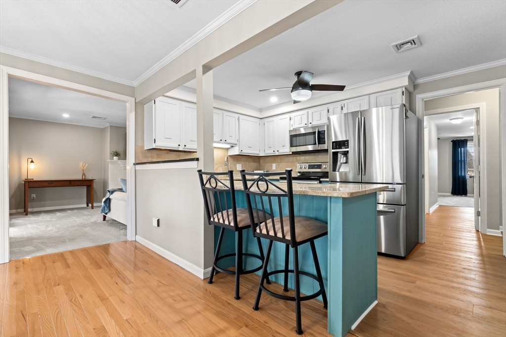 167 Village Post Road, Unit 167 Danvers, MA 01923 - Photo 6 of 42