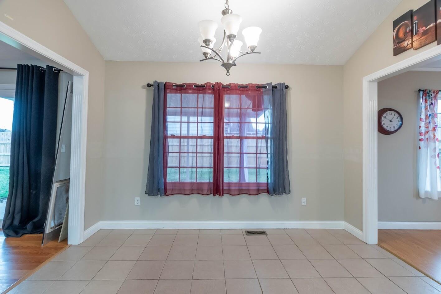 7909 Ct Ridge Fairborn, OH 45324 - Photo 11 of 25 DSC_6458