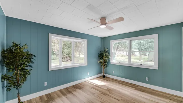 $309,900 | 305 Shady Lane, Kouts, IN 46347