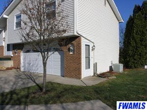 12604 Lynnbrook Road Fort Wayne, IN 46845 - Photo 3 of 30