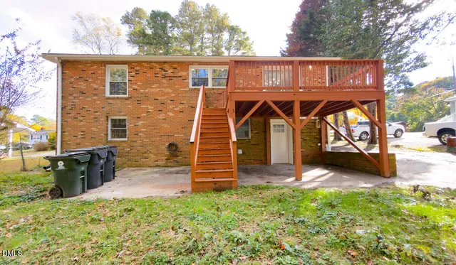 a view of outdoor space yard and patio