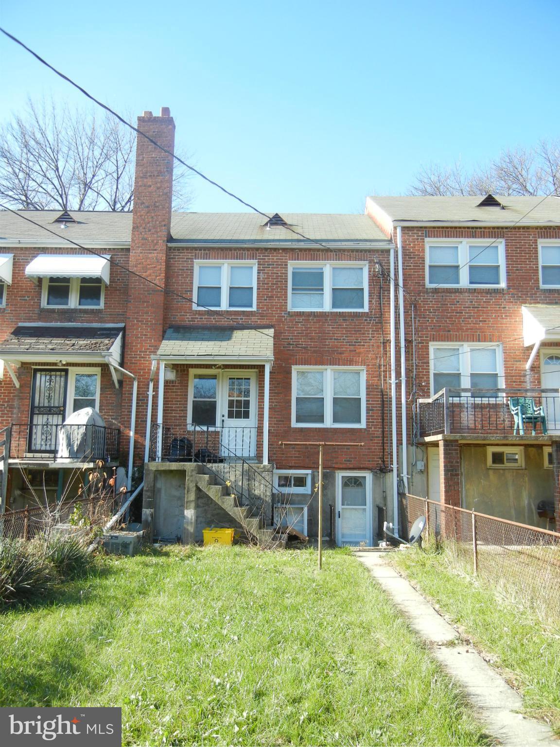 5607 Sagra Road Baltimore, MD 21239 - Photo 3 of 23 Back