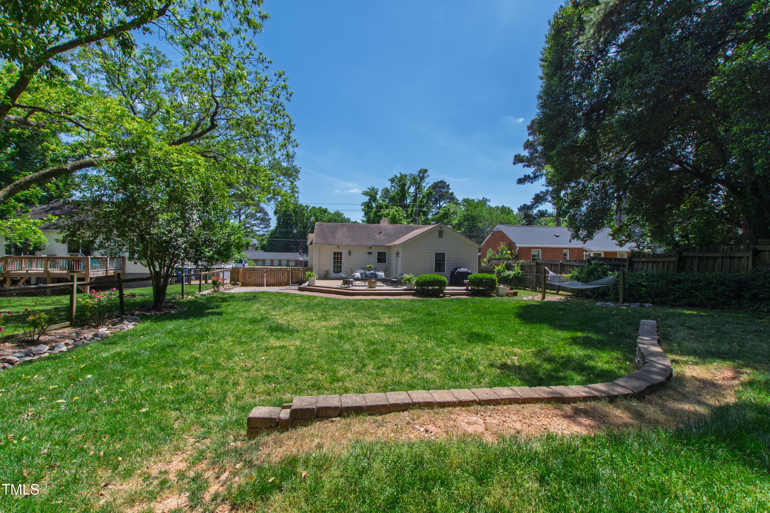 713 East Whitaker Mill Road Raleigh, NC 27608 - Photo 21 of 23 Whitaker (30)