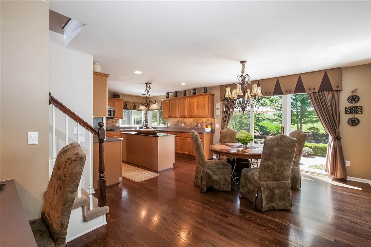 1182 Terra Lane Rochester, MI 48306 - Photo 8 of 63 31298692-7.JPG